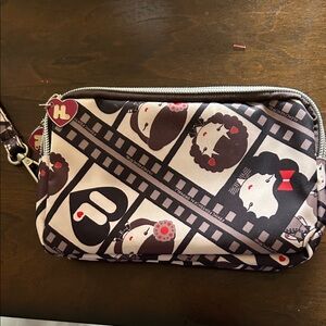 Harajuku wristlet